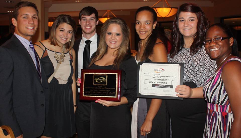 Members of Ouachita’s Adaptive Physical Education Methods class accept an Arkansas Governor’s Council on Fitness Group Leadership award (L-R): Seth Childers, Ramsey Vaughan, Zac Penny, Harmony Bussell, Maddie Paterson, Katelyn Cribb and Monica Smith
