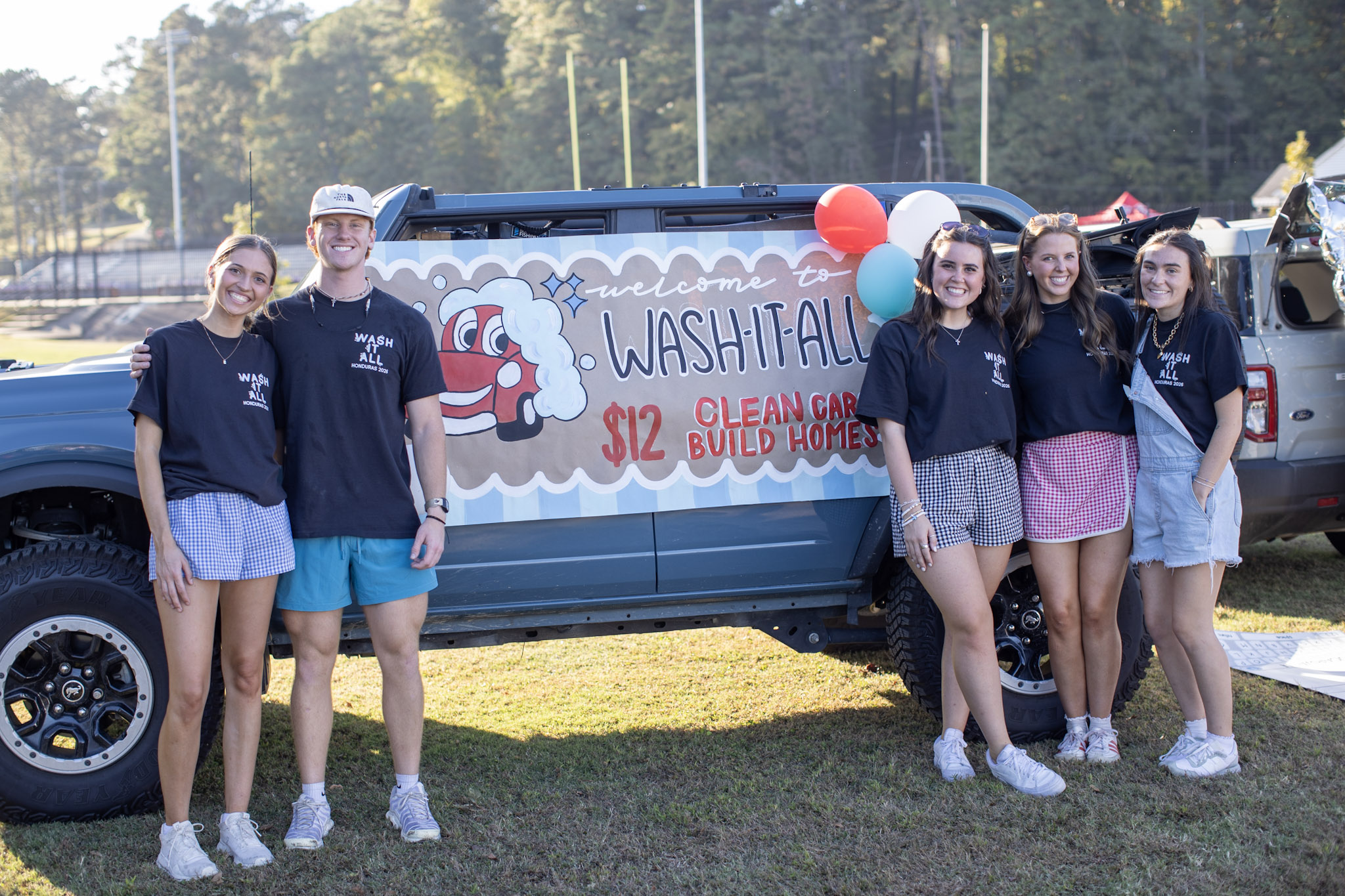 Madelyn Tullos, Kade Soden, Charli Ann Joseph, Maddy Kate Pulley and Ashley Dress worked as a team to put together Wash-It-All Carwash | Photo by Mckinley Melcher